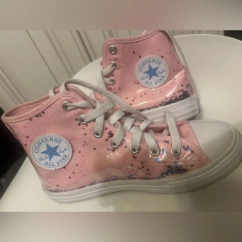 Chuck Taylor Girl’s All Star Confetti High Top Casual Sneakers Sz 2